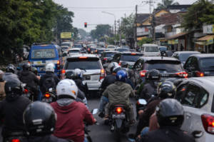 Akses Panyileukan Kian Sibuk, Warga Dorong Perbaikan Jalur dan Transportasi Umum